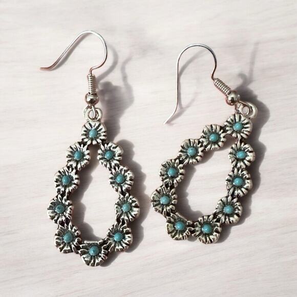 Bohemian teardrops 2inches earring Silver and Blue Floral Earrings - Picture 5 of 6